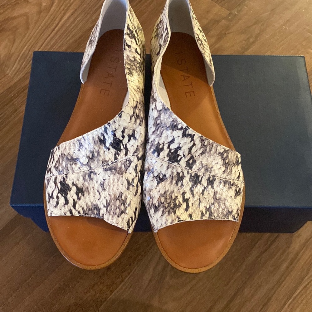 1.STATE Celvin Leather Snake Print Sandal 7.5. No tags but never worn. Brand new